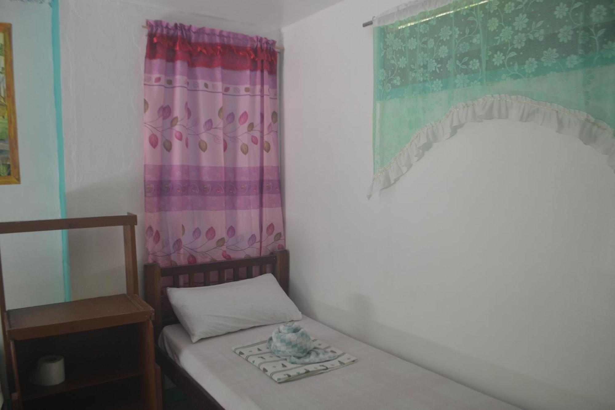 Shenamae Pension&Apartel سان فيسنتي الغرفة الصورة